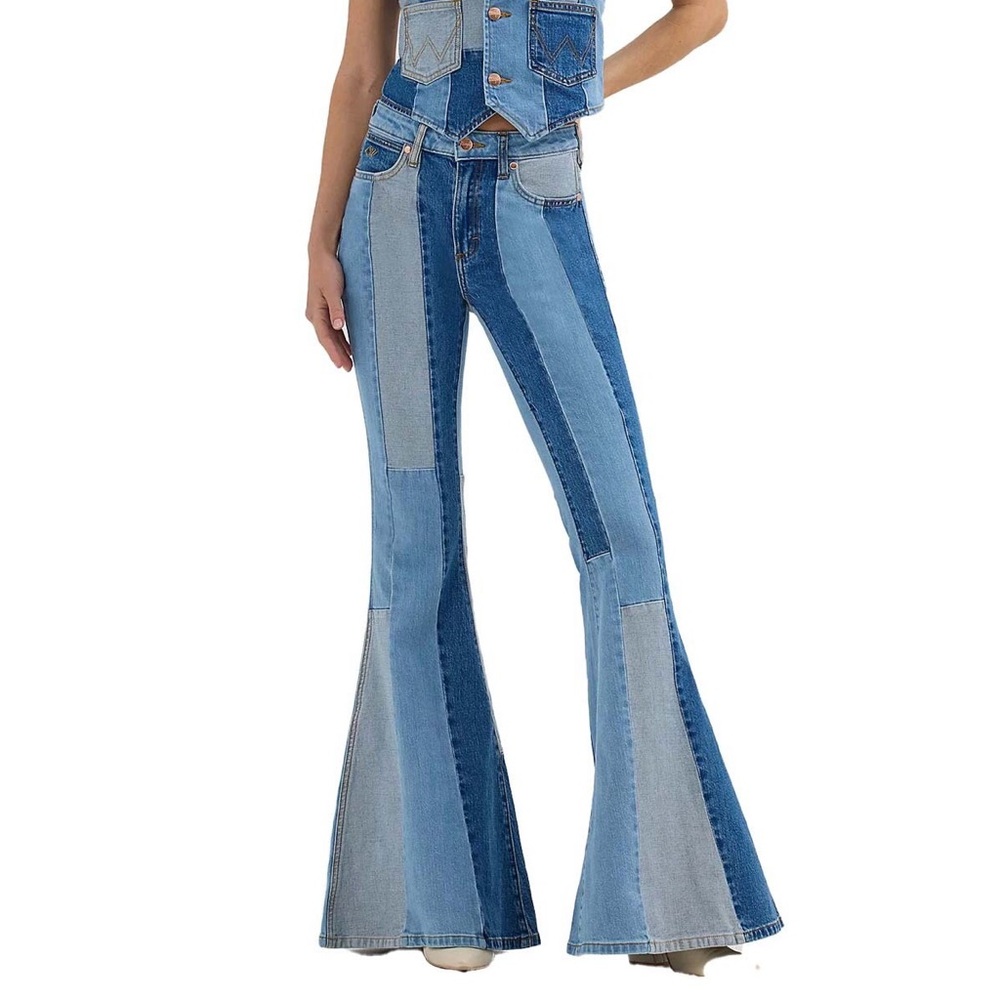 Wrangler X Lainey Wilson Denim Patchwork High Rise Wide Flare Bell Bottom Jeans